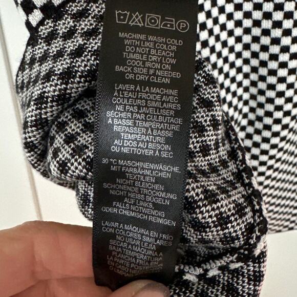 Adrianna Papell Black & White Knit Crew Neck Jacquard Cap Sleeve, Size S, NWT - Picture 6 of 6
